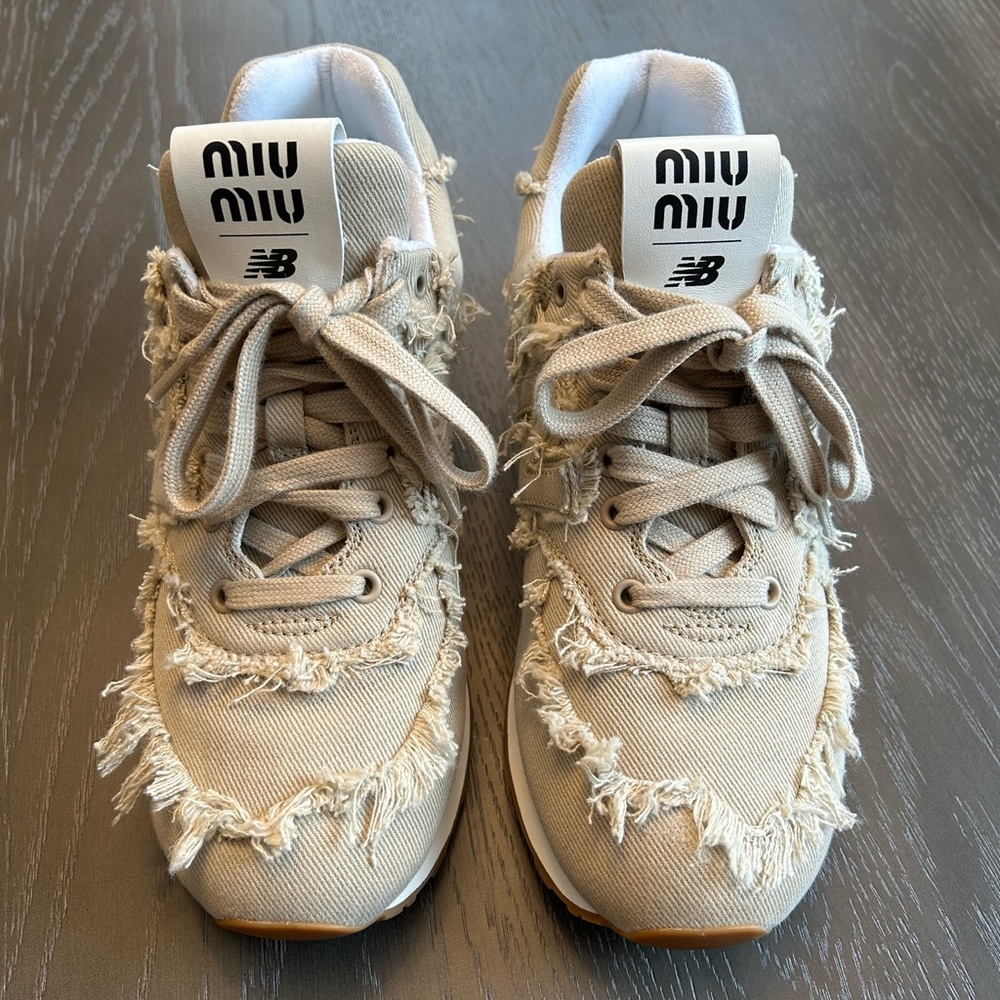 MIU MIU New Balance Sneakers
